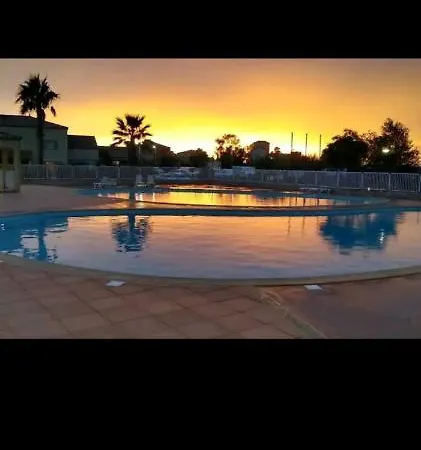 Un Bol D'air Frais Et De Soleil Entre Campagne Et Plage Beziers